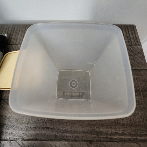 Vintage Tupperware Square Freezer Container Made in USA - Picture 7 of 7
